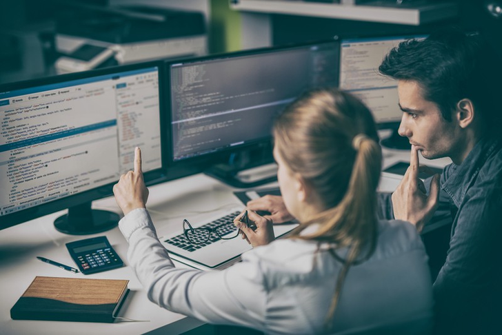 Lập trình viên thiết kế website