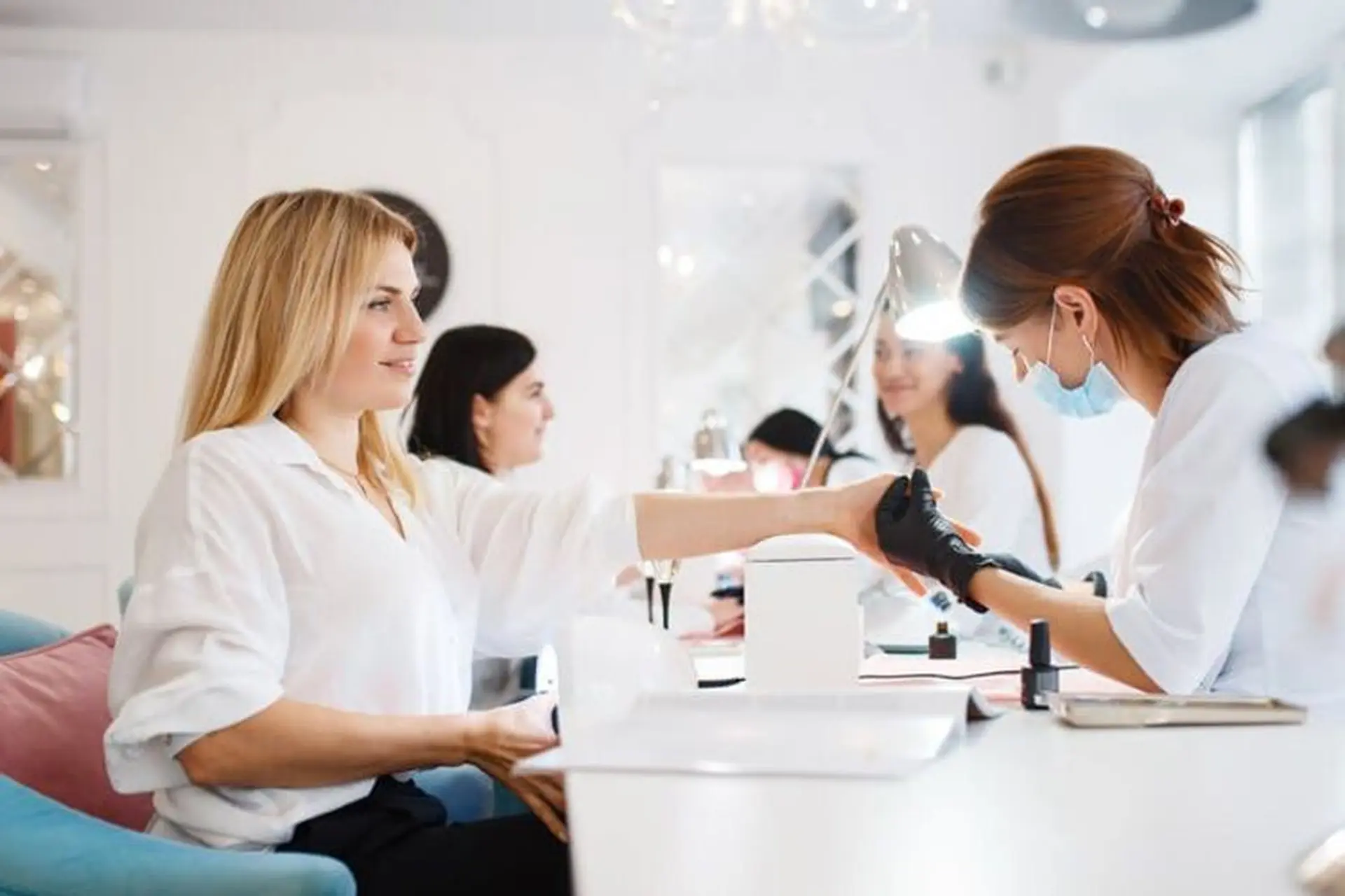 Thiết kế phần mềm quản lý spa, nail và thẩm mỹ viện chuyên nghiệp 6 Thiết kế phần mềm quản lý spa, nail và thẩm mỹ viện chuyên nghiệp