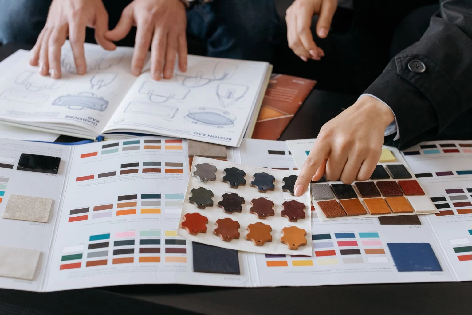 Tiêu chí chọn công cụ tạo mockup miễn phí